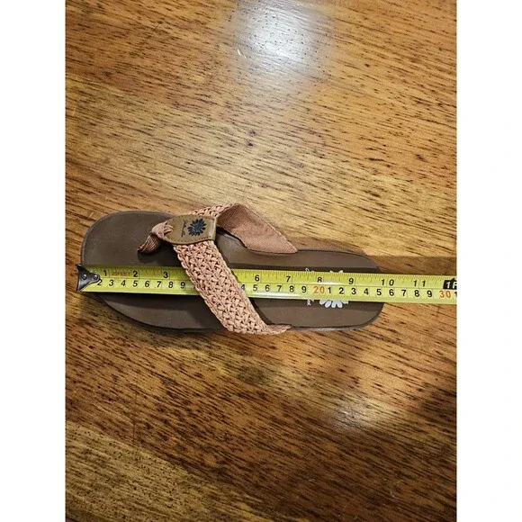 Yellow Box Norit Mellow Mat Flip Flops Brown Woven Straps Women's Size 8 EUC - Picture 9 of 10
